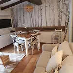 Montez Au Creneau, Face A La Cite Vue Sublime דירה קרקסון