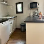 Montez Au Creneau, Face A La Cite Vue Sublime