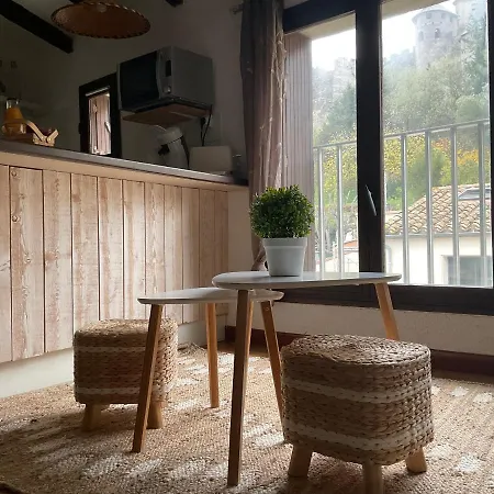 Daire Montez Au Creneau, Face A La Cite Vue Sublime