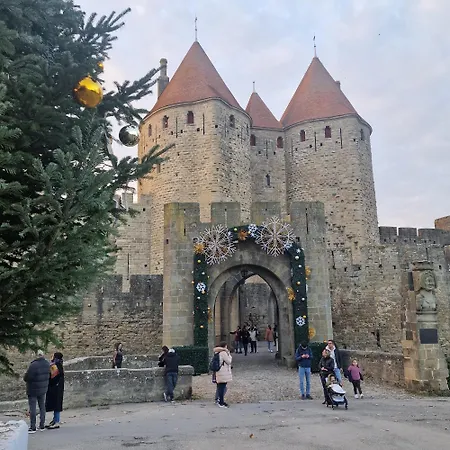 Daire Montez Au Creneau, Face A La Cite Vue Sublime Carcassonne